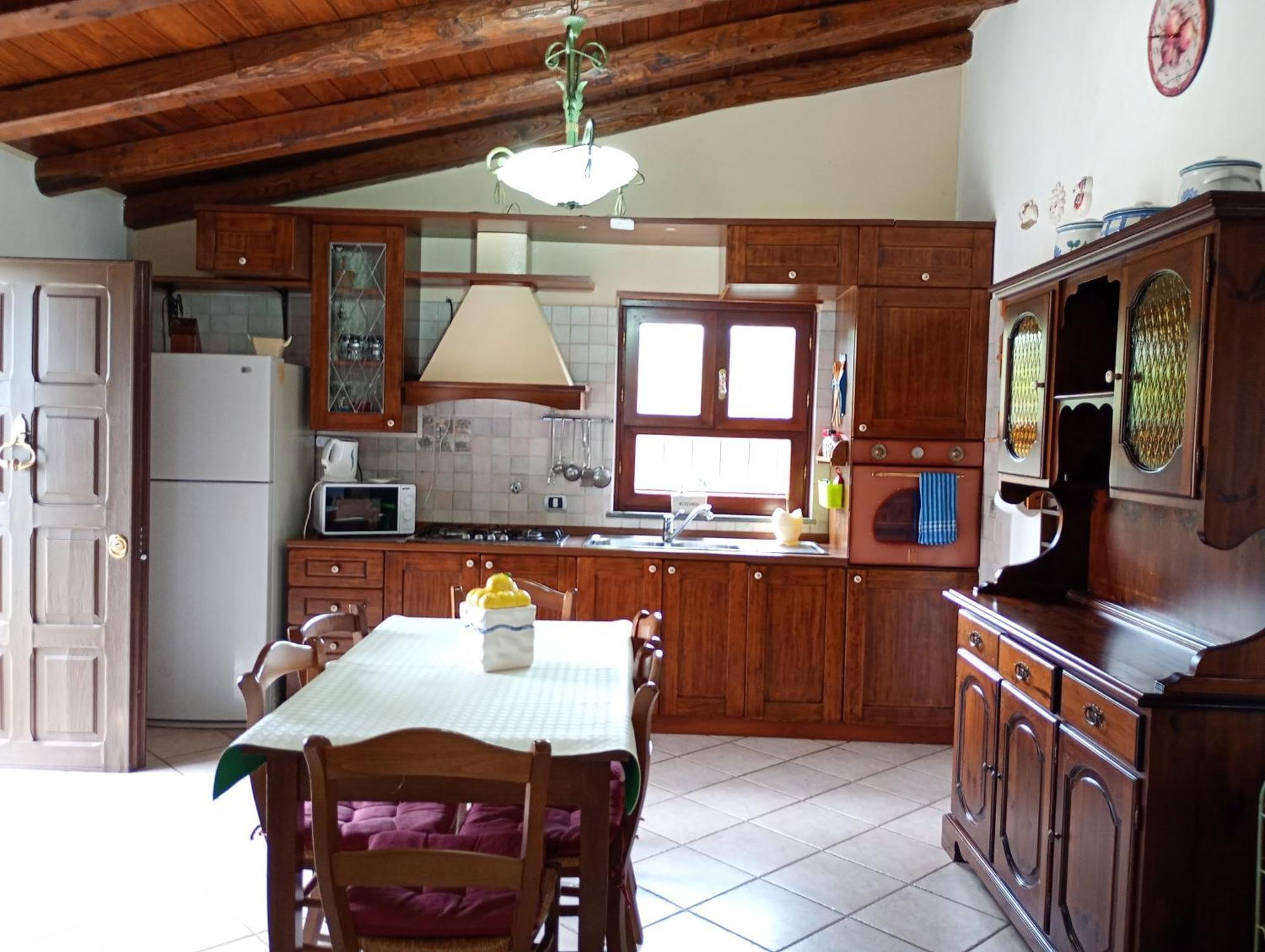 Independent Villa With Private Beach On The Lake 布拉恰诺 外观 照片