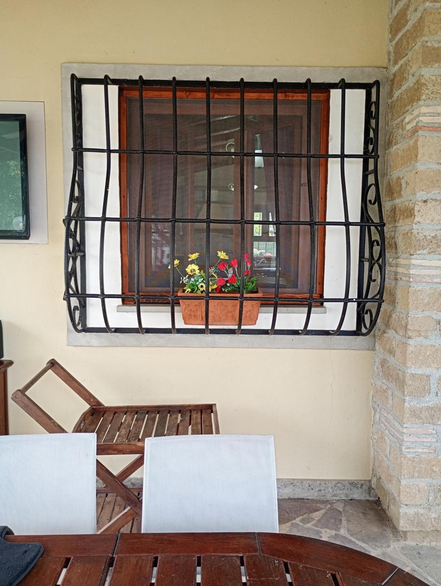 Independent Villa With Private Beach On The Lake 布拉恰诺 外观 照片